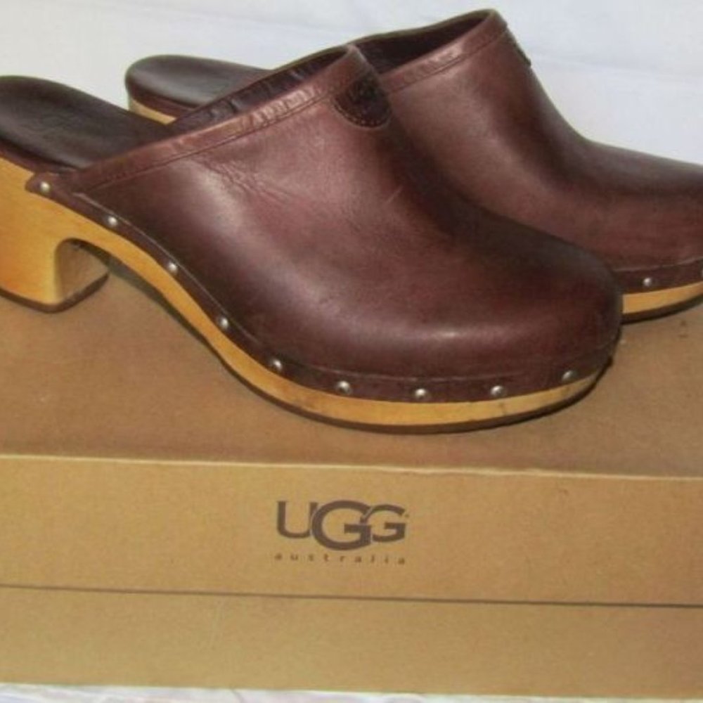 UGG AUSTRALIA ABBIE Chocolate Leather Clogs Size 9
